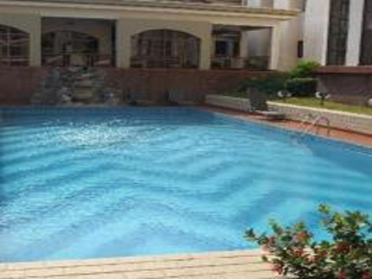 M Plaza Hotel Akra Zewnętrze zdjęcie